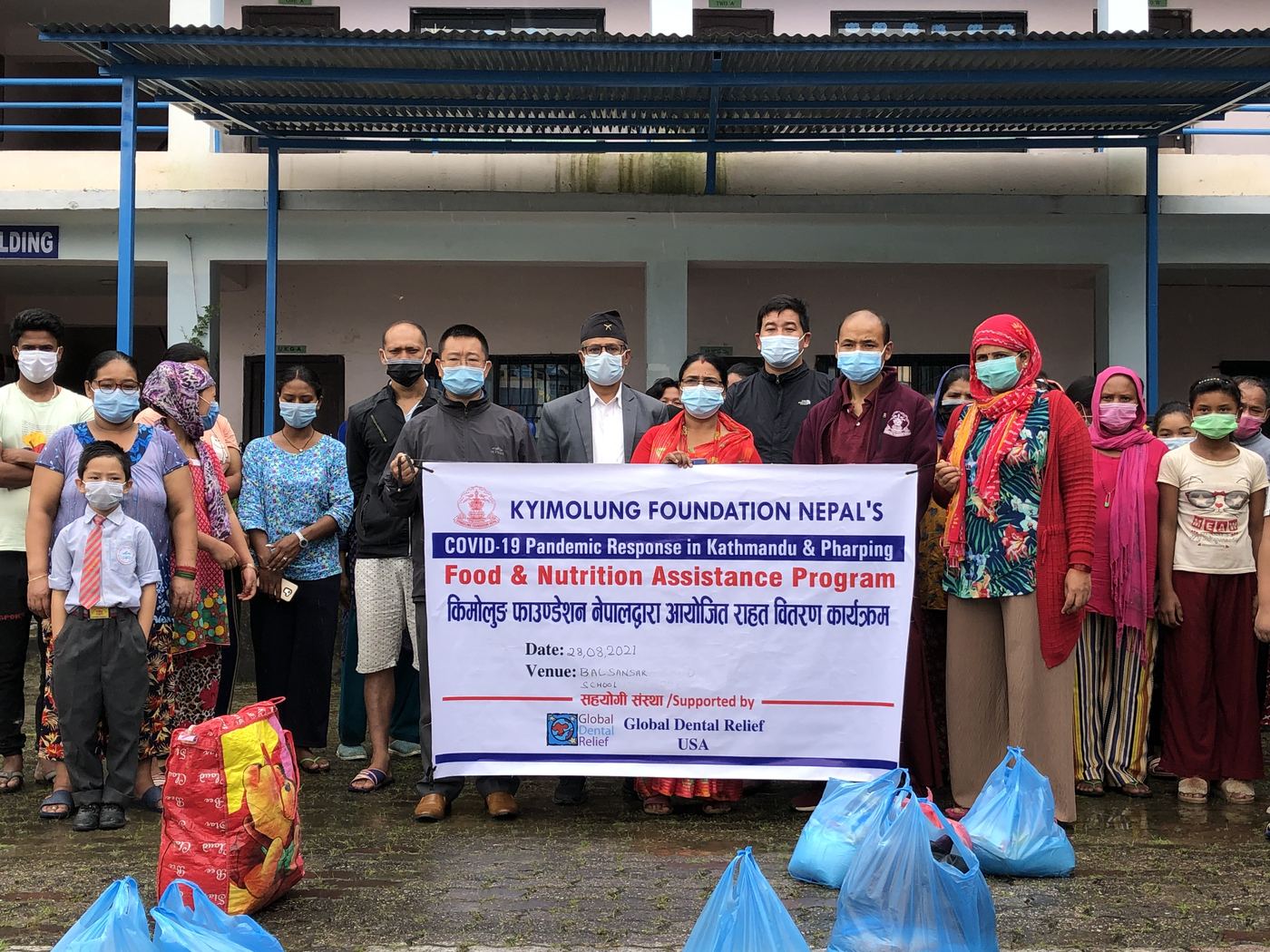 Food relief in Kathmandu and Pharping &mdash; photo 26