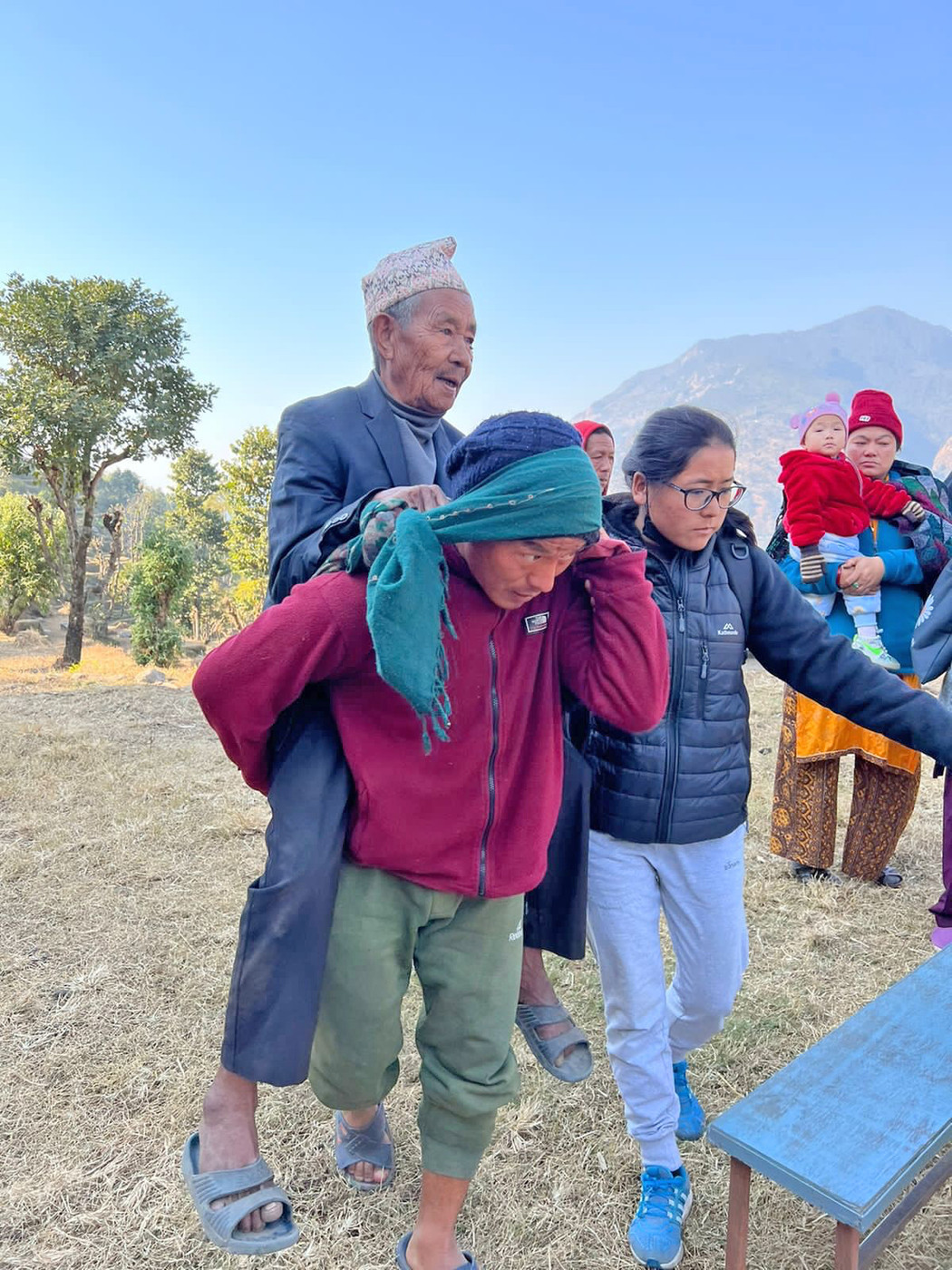 Free medical camp at Manbu &mdash; photo 1