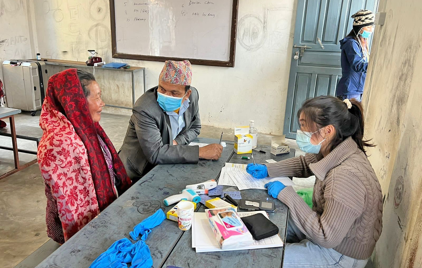 Free medical camp at Manbu &mdash; photo 6