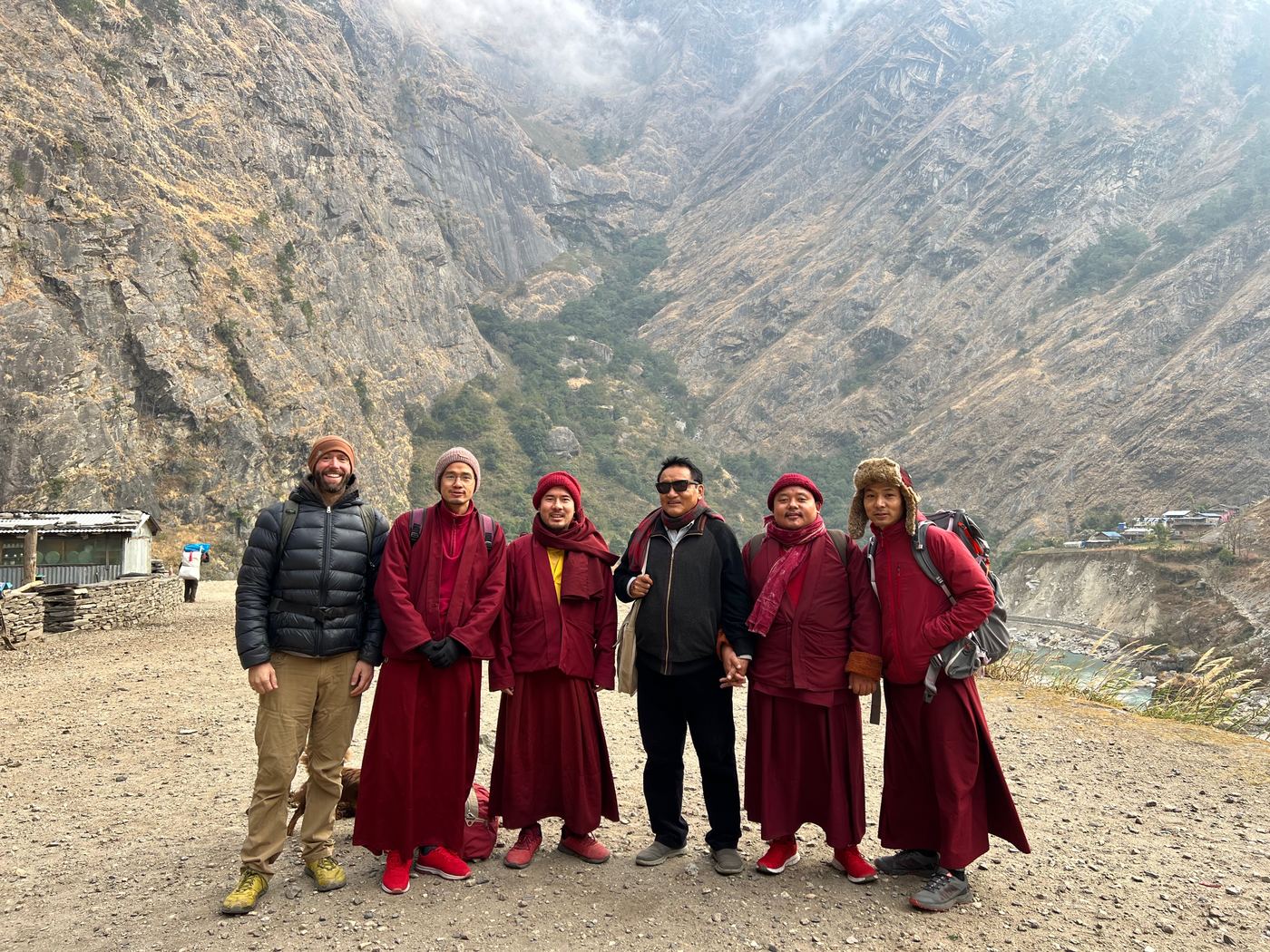 On the trail to the ceremony &mdash; photo 2